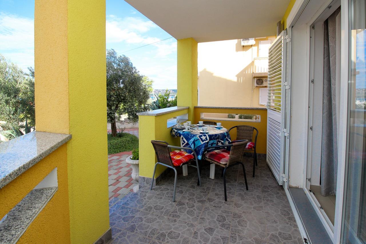 Apartments Koritnik Punat Exterior foto